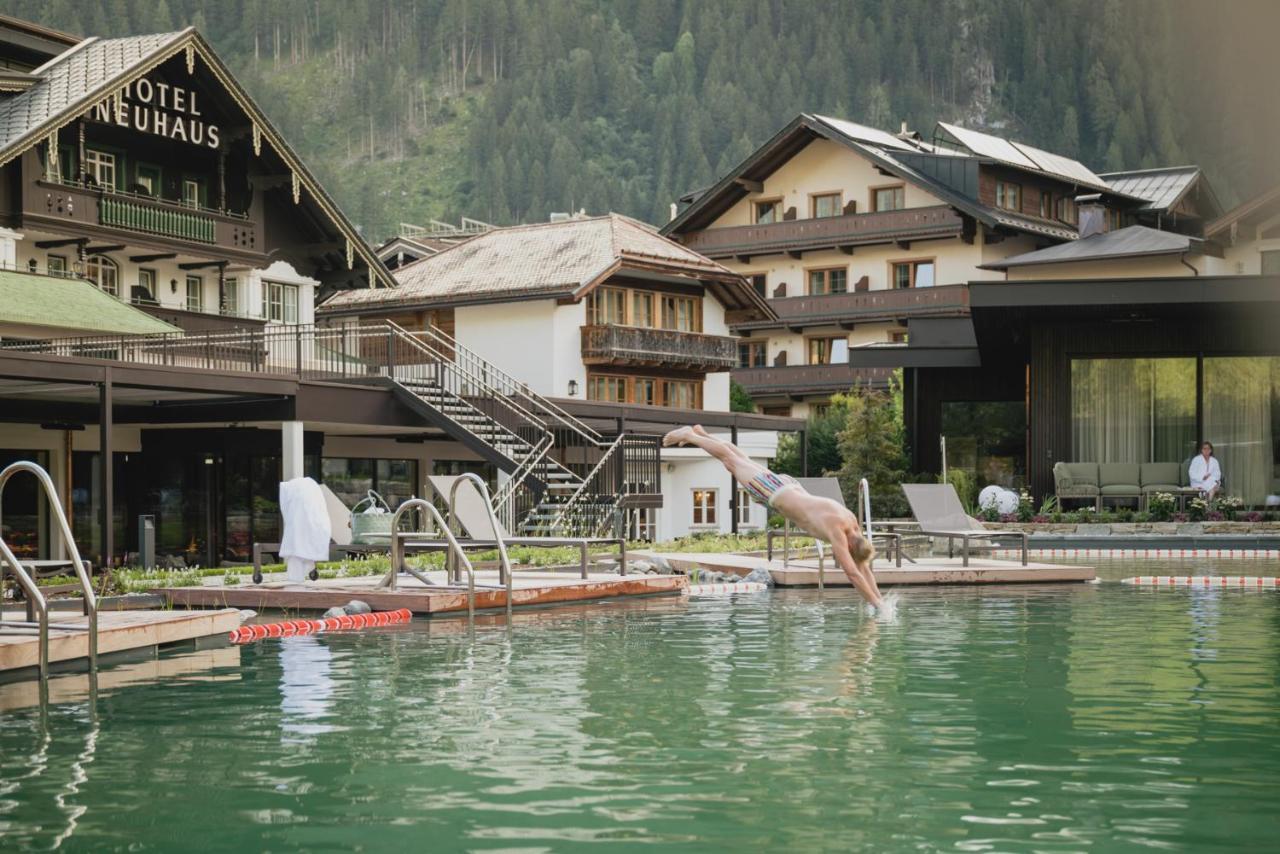 Neuhaus Zillertal Resort Mayrhofen Exterior foto